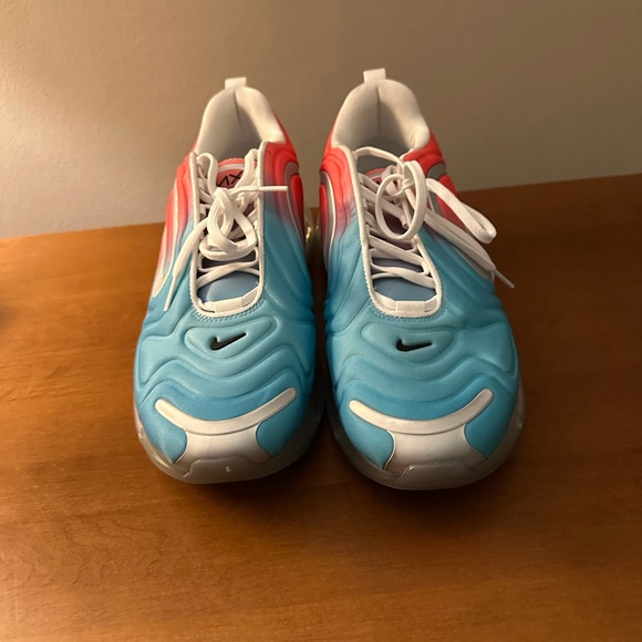 Nike Air Max 720 sneakers red white blue - Picture 1 of 7